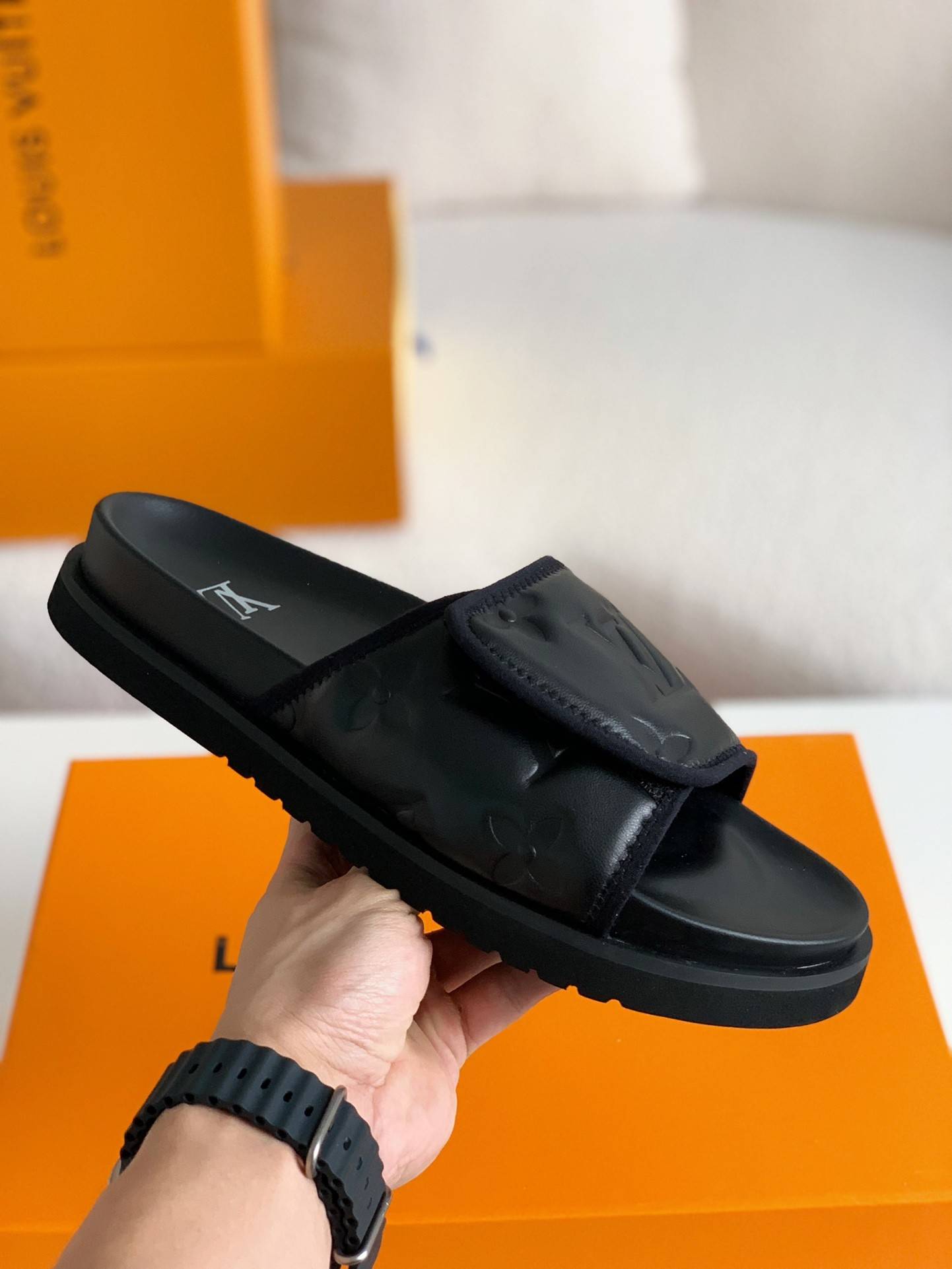 L*V MIAMI MULE