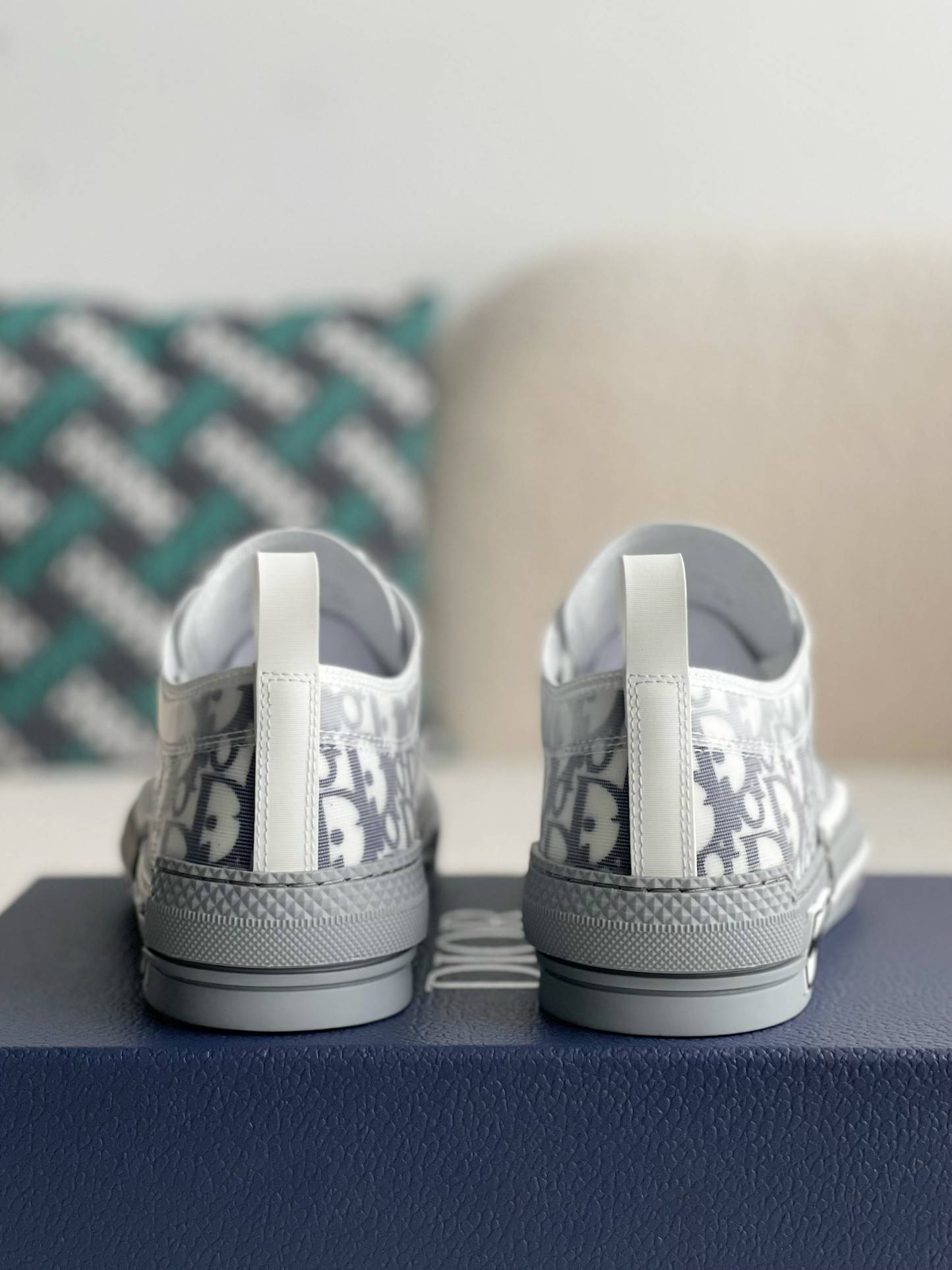 D*OR B23 low Sneaker
