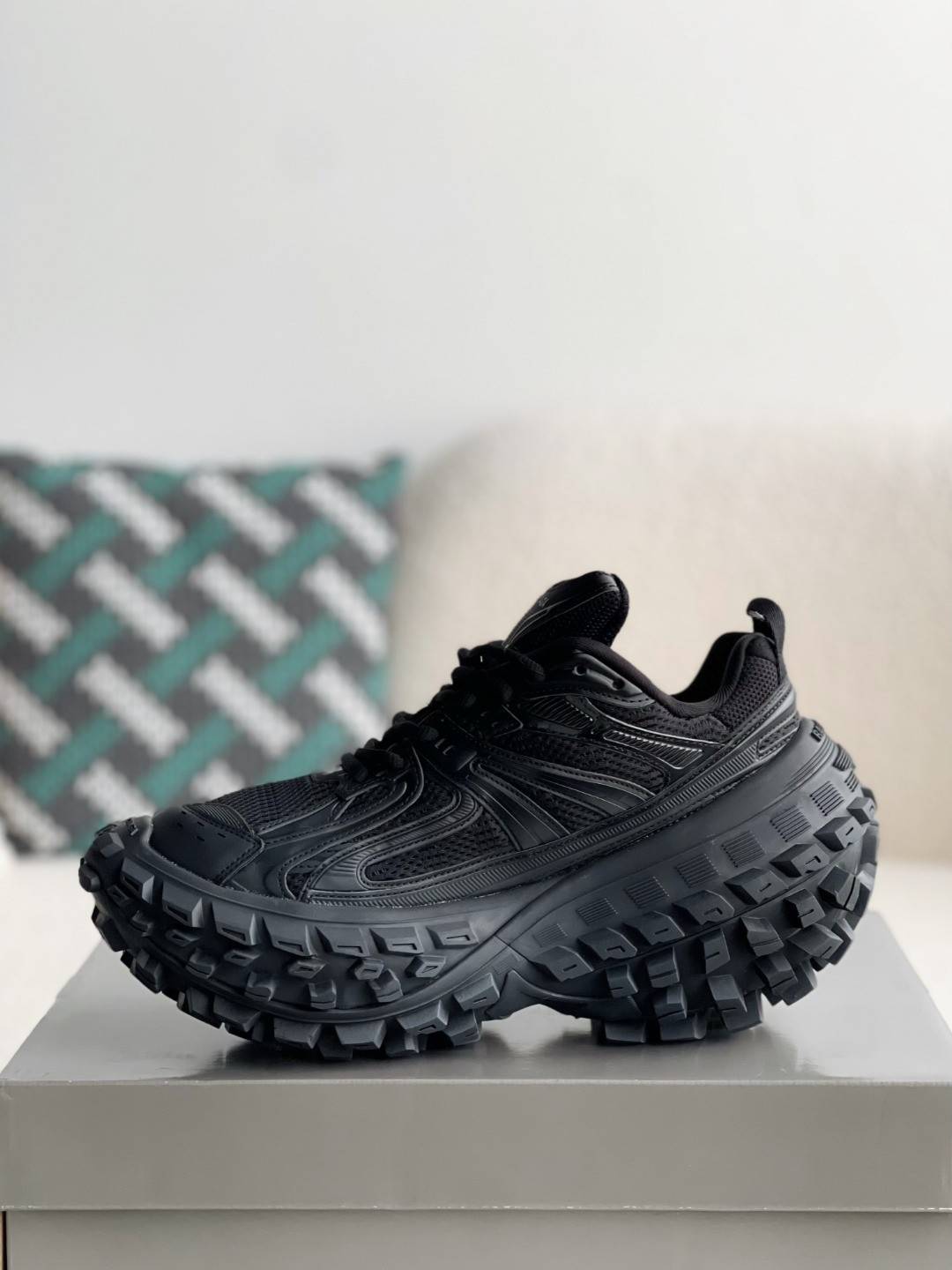 BLCG Bouncer Screw Sneakers