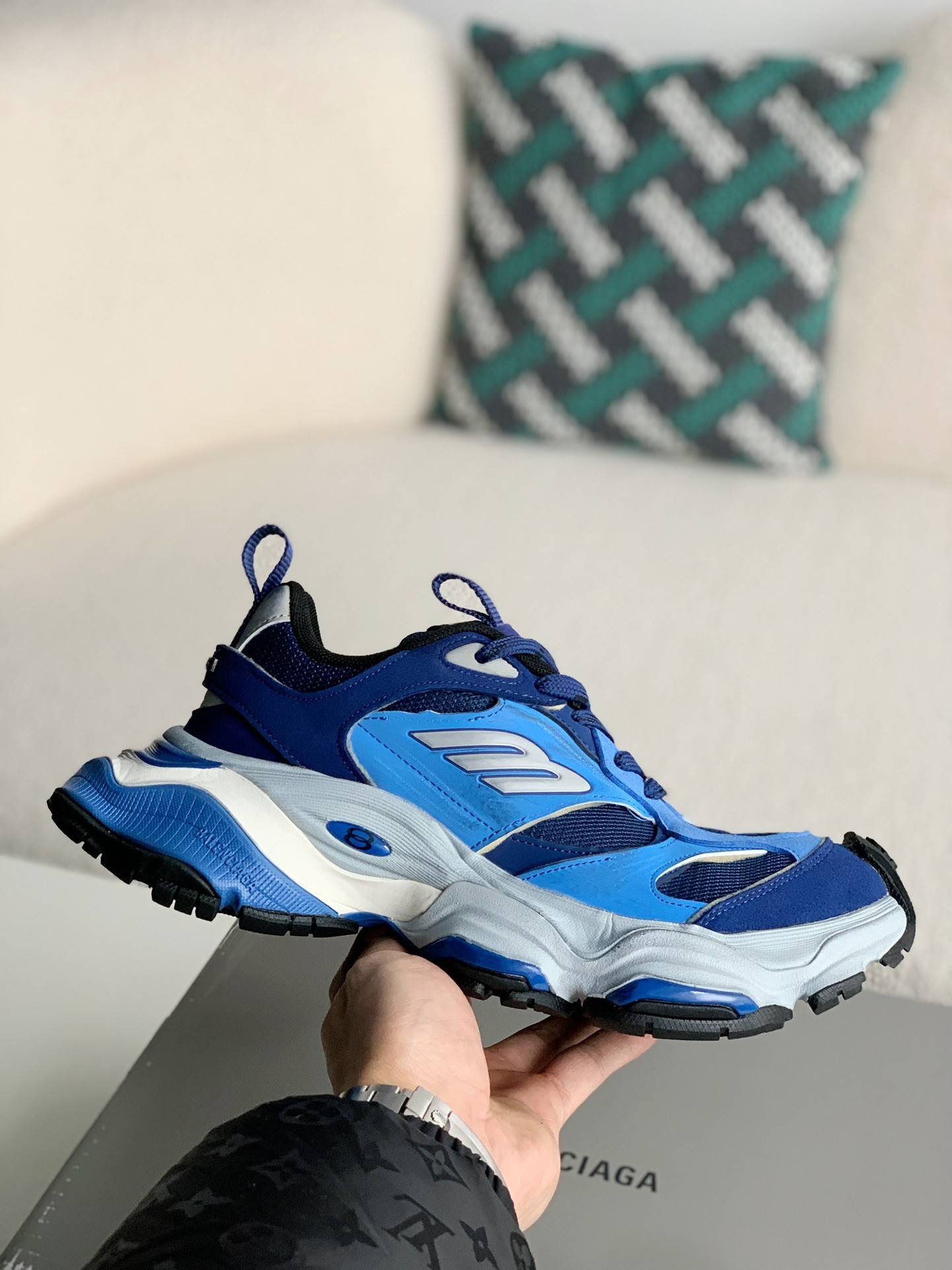 BLCG Runner Sneaker