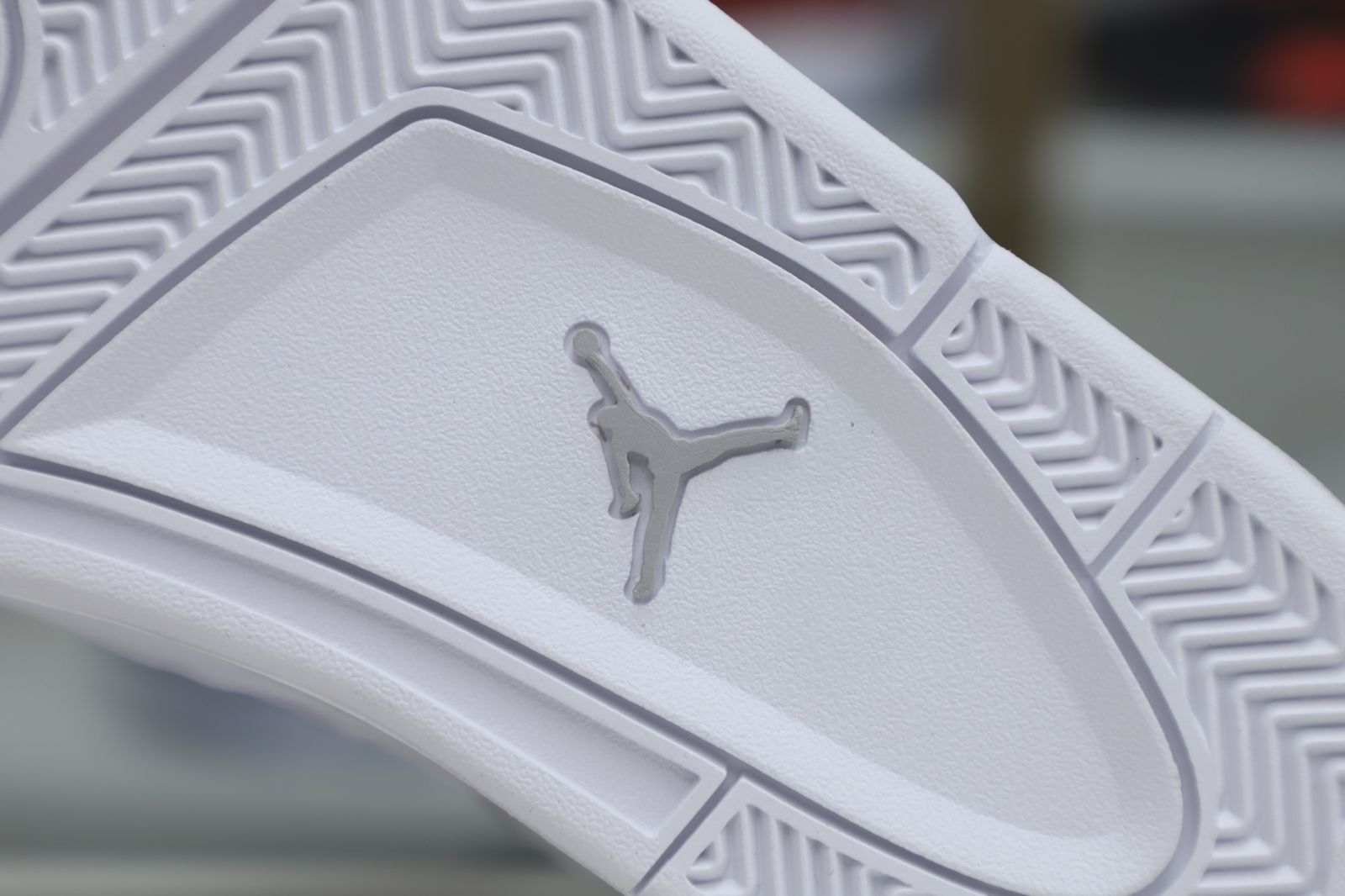 AIR JORDAN 4 RETRO 