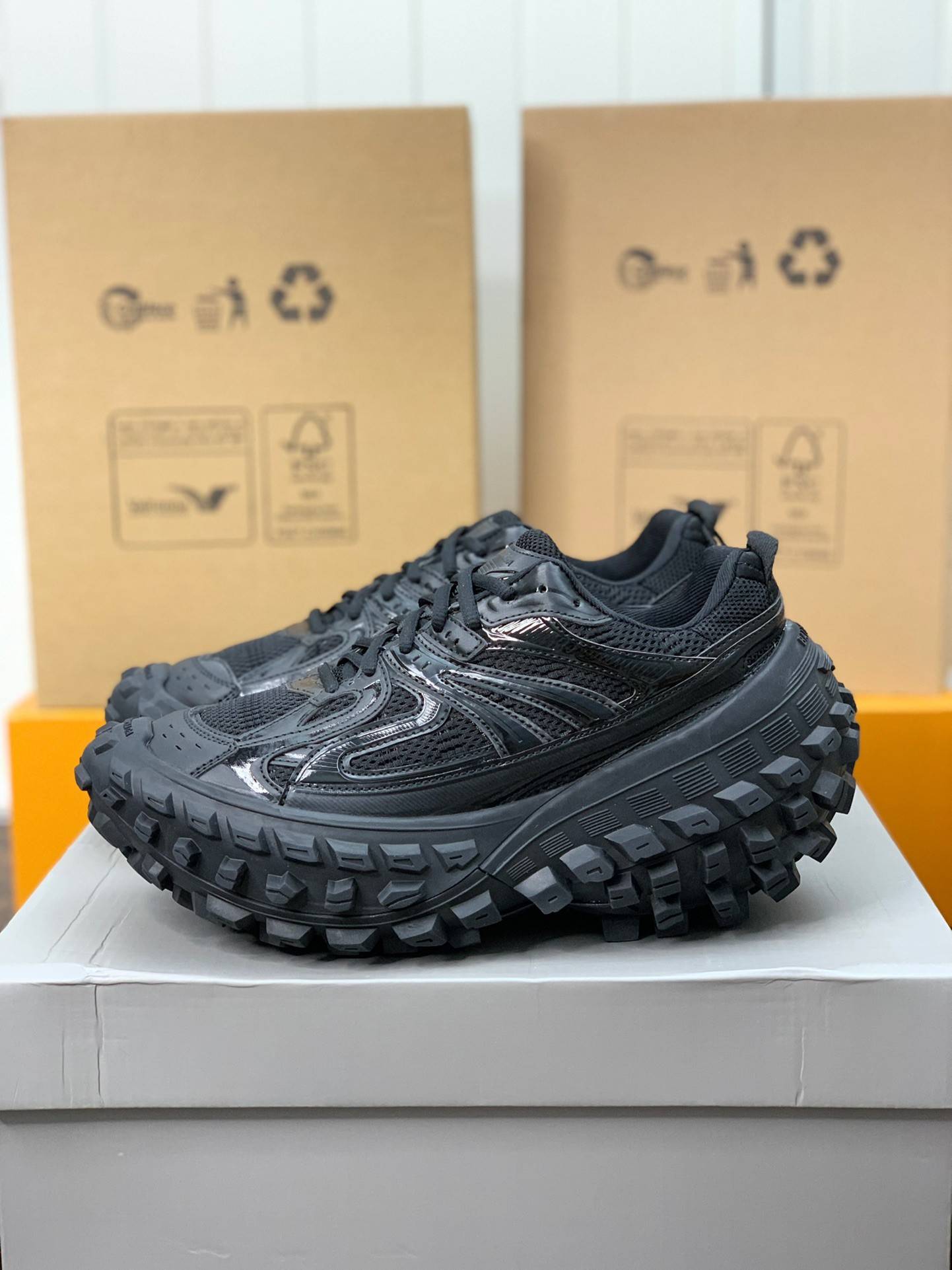 BLCG Bouncer Screw Sneakers