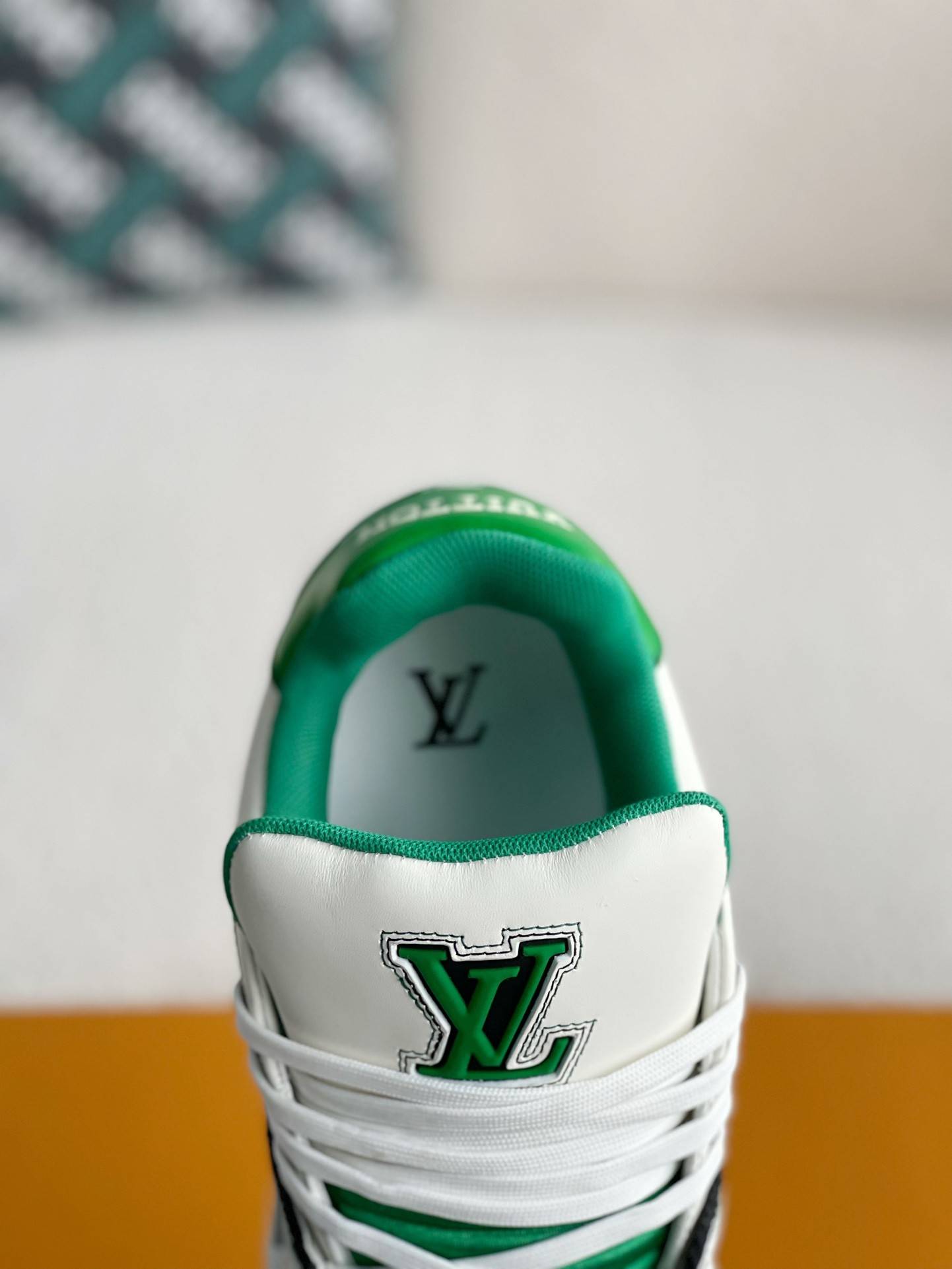L*V TRAINER SNEAKERS