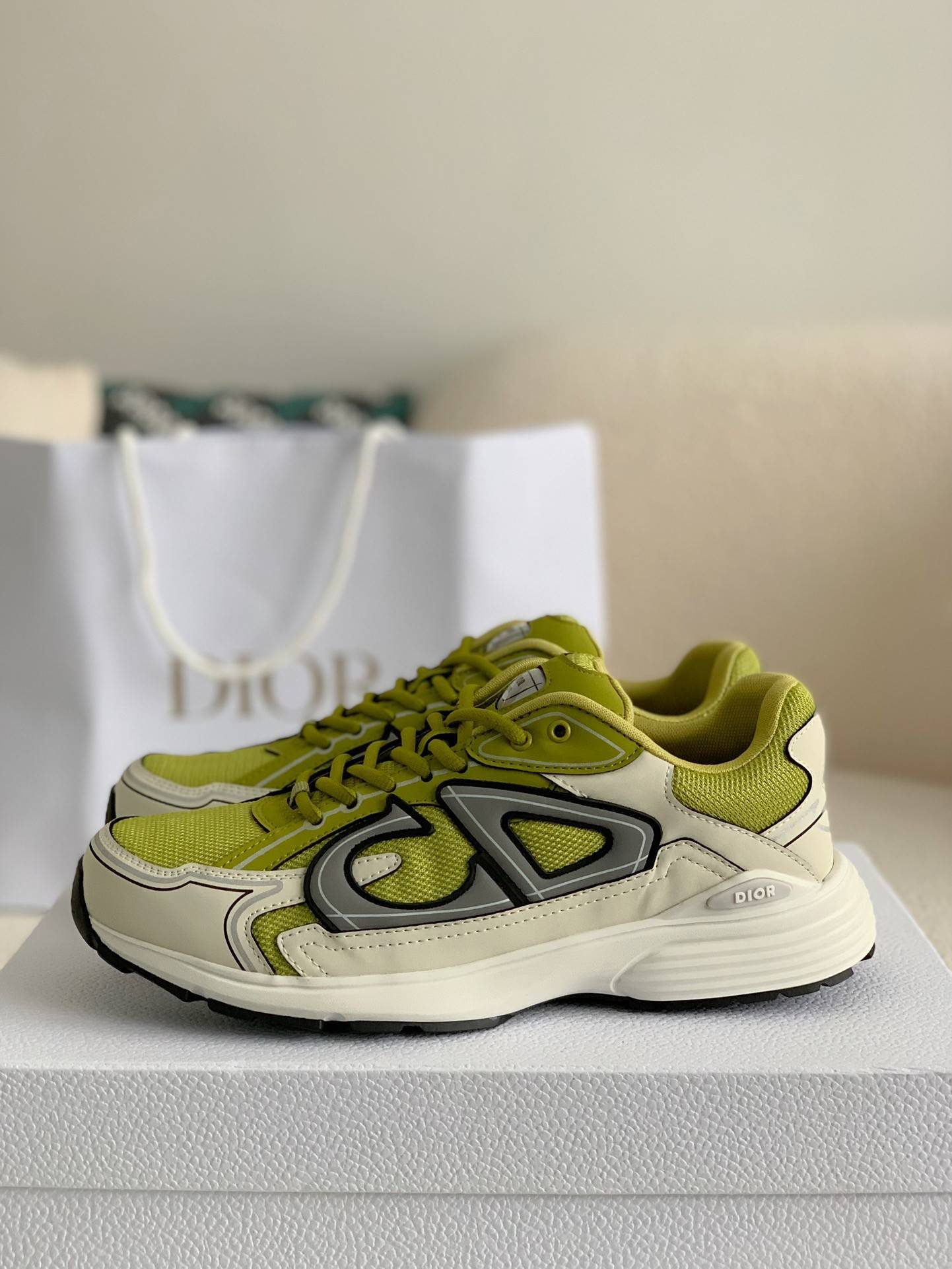 D*OR NEW ARRIVAL B30 Clunky Sneaker