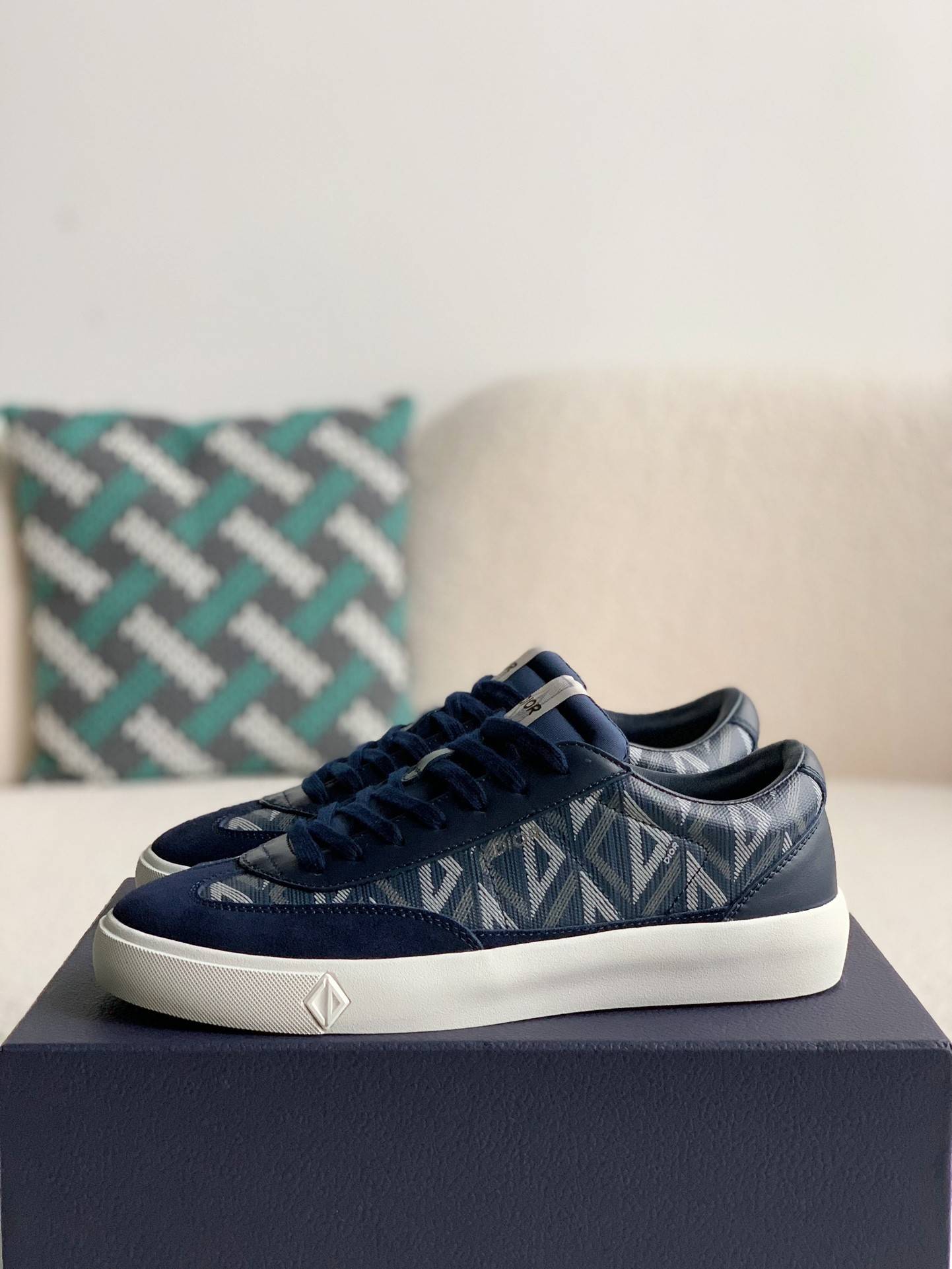 D*OR B101 Sneaker