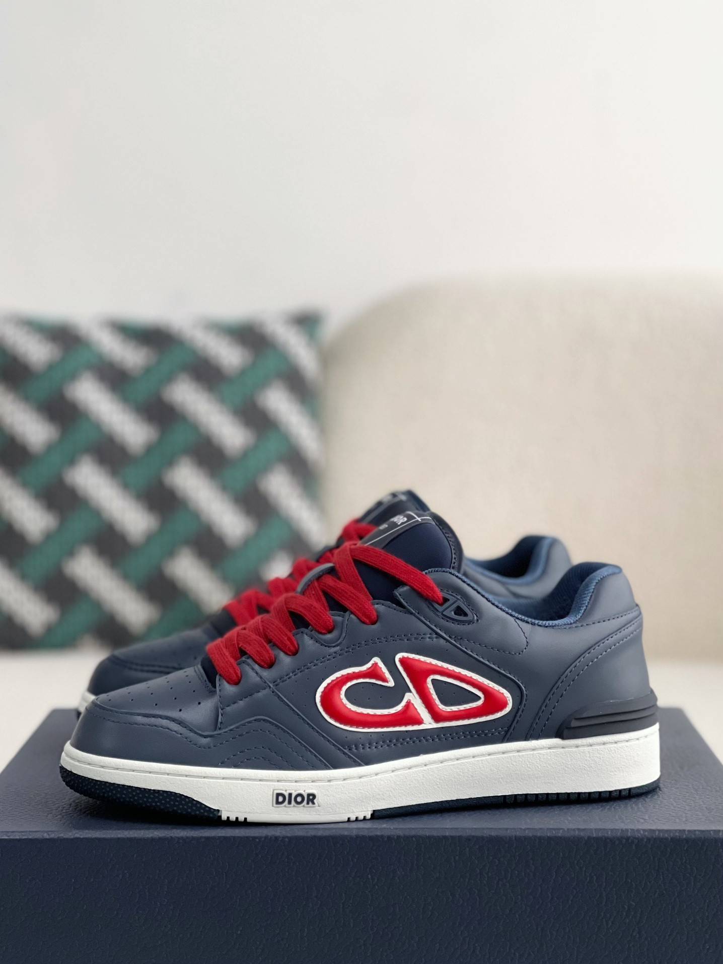 D*OR B57 Sneakers