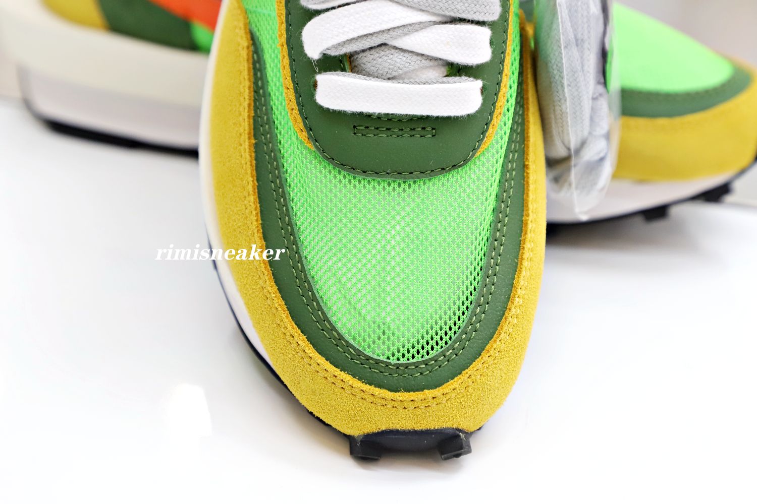 SACAI X LDWAFFLE 