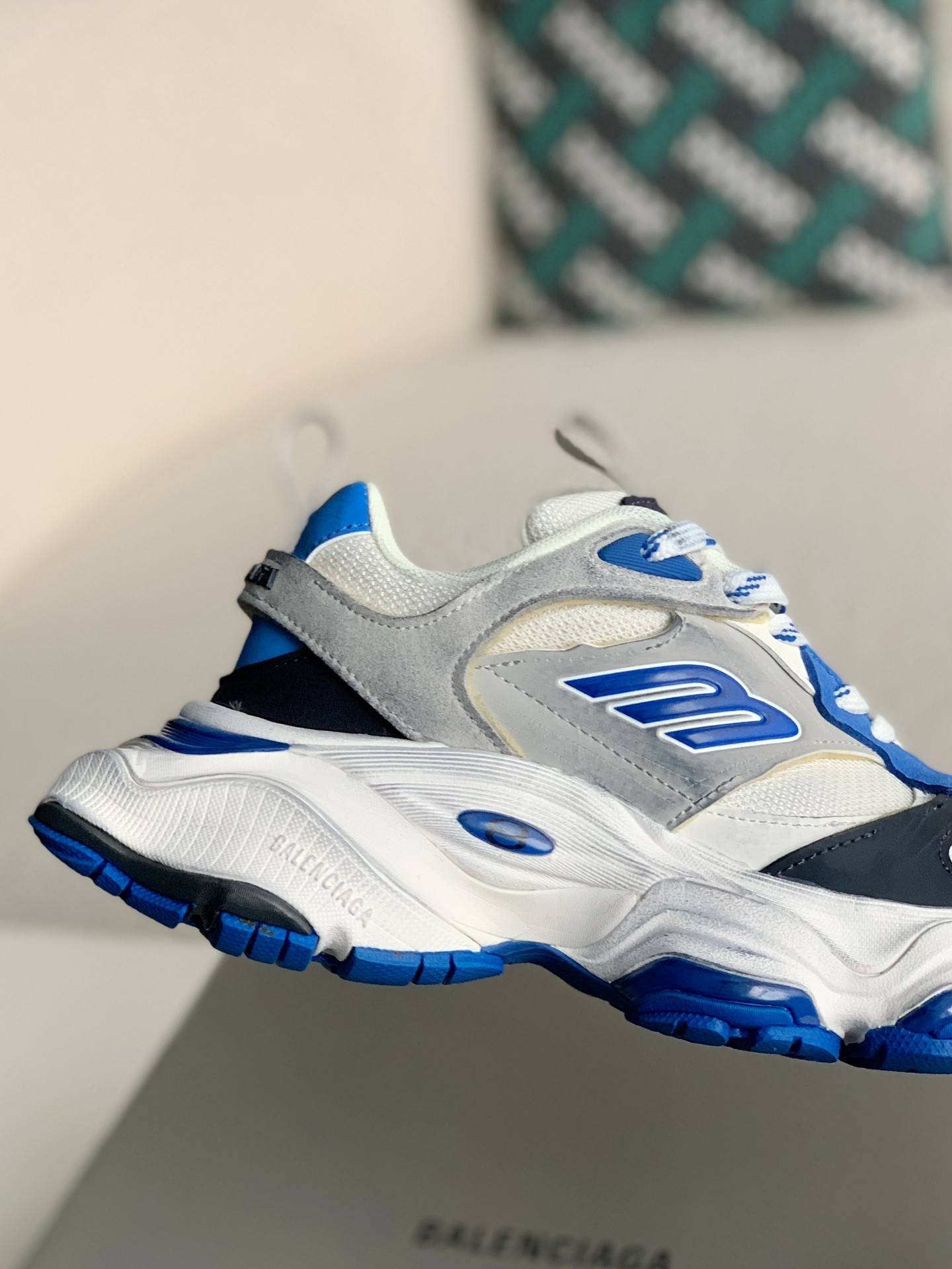 BLCG Runner Sneaker