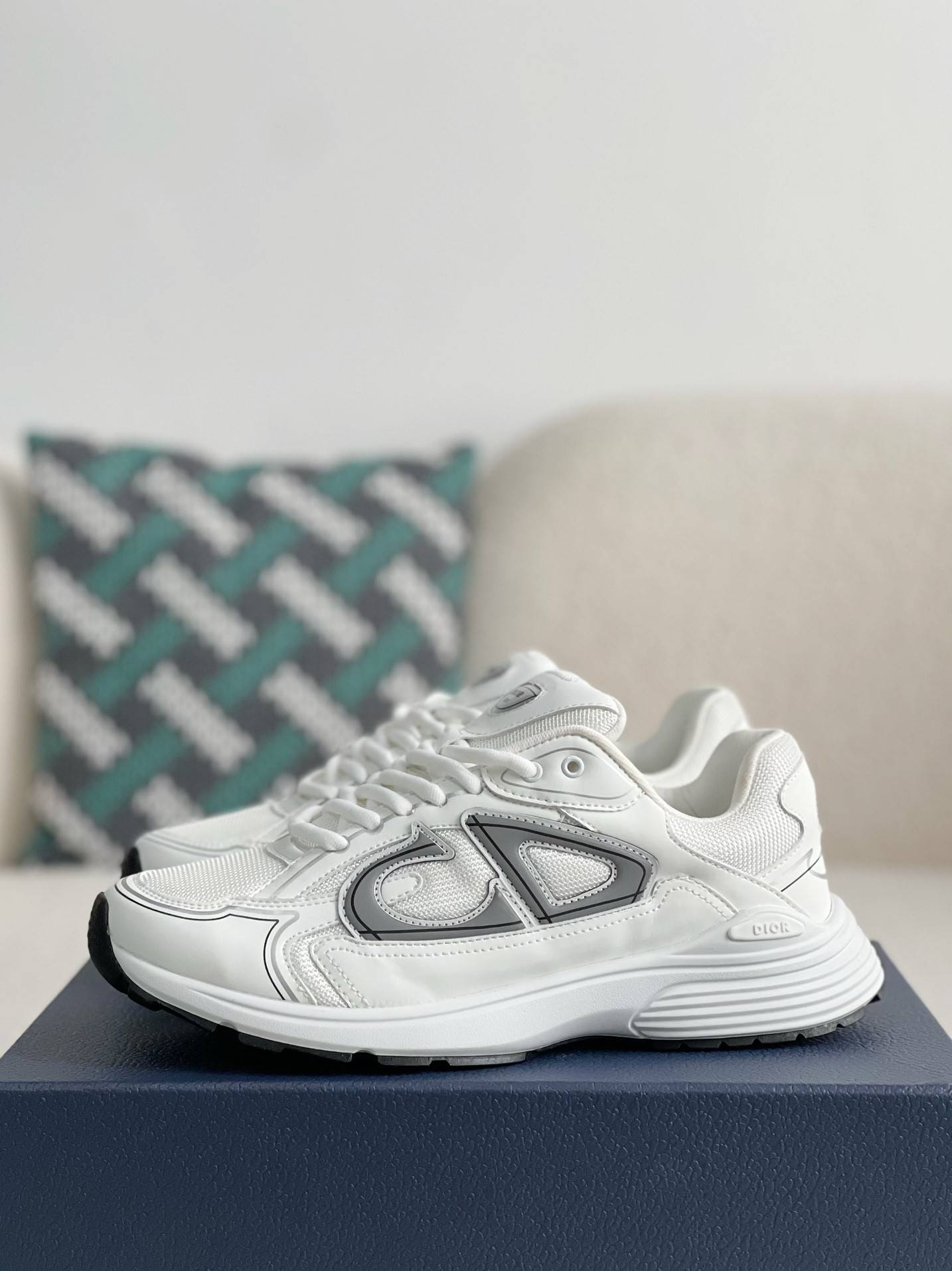 D*OR B30 New Sneaker