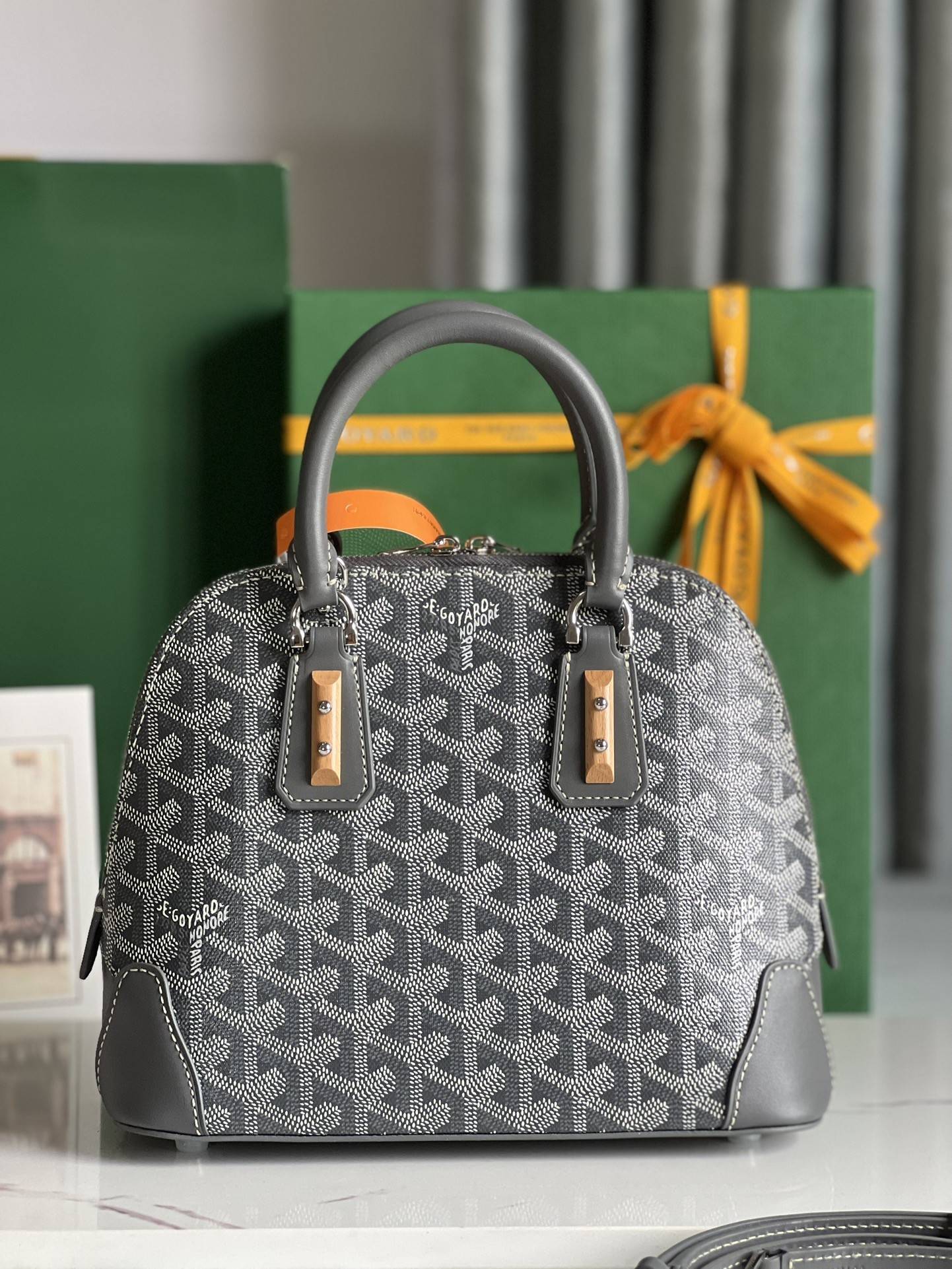 Goyard Vend?me Shell Bag, Top Quality  Size: 23 * 18.5 * 10cm      ?