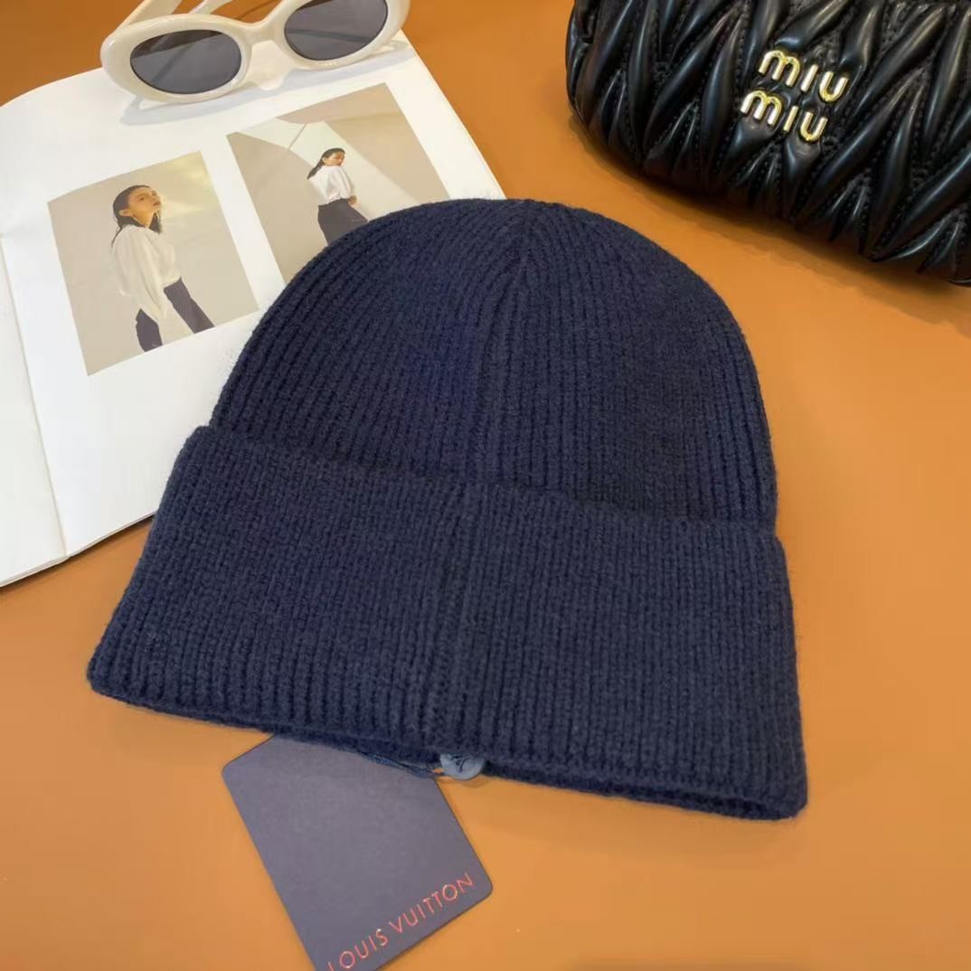 [#4091] Louis Vuitton autumn and wi nter new knitted hat