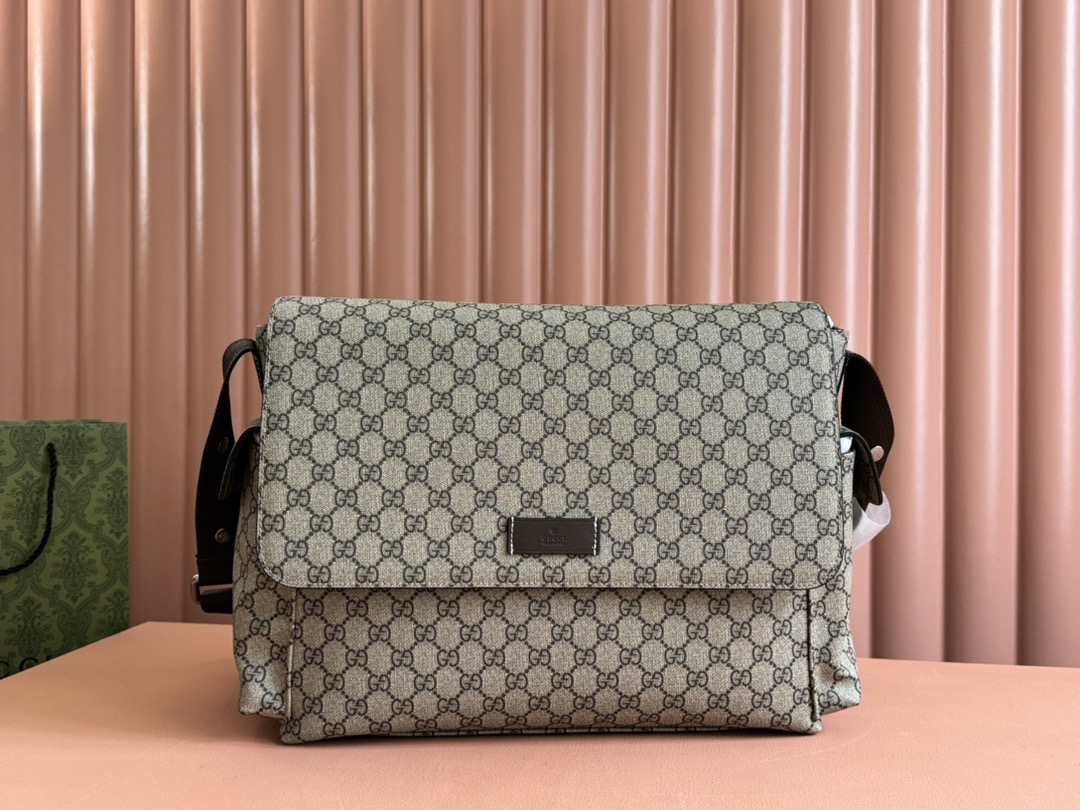 G*u*i unisex! hot selling classic diaper bag sureme model: 211131 size: 44x28x14cm