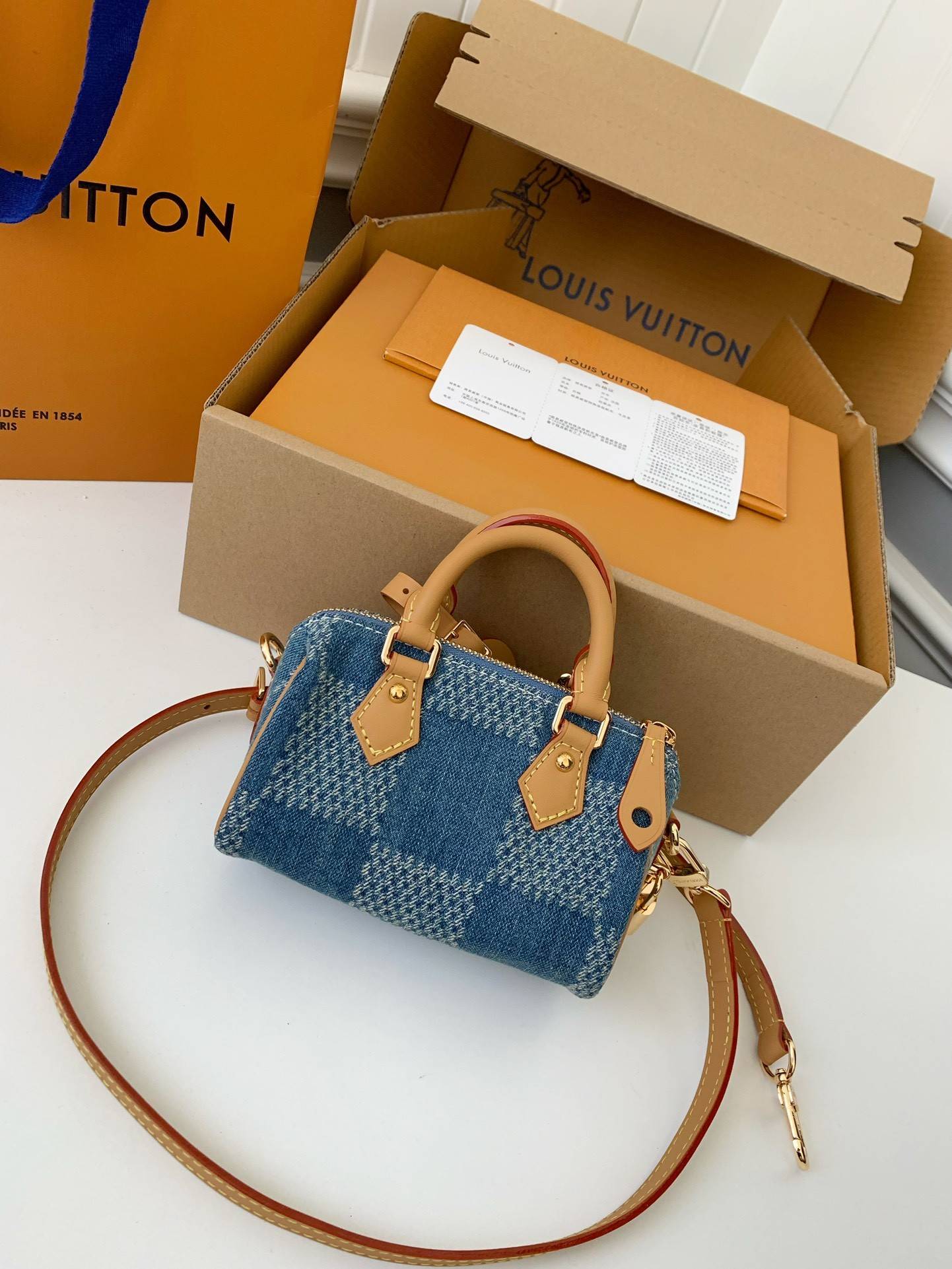 L*V The new SPEEDY 18bandouli ère tannin denim handbag  N40682  Size：18*12*10cm