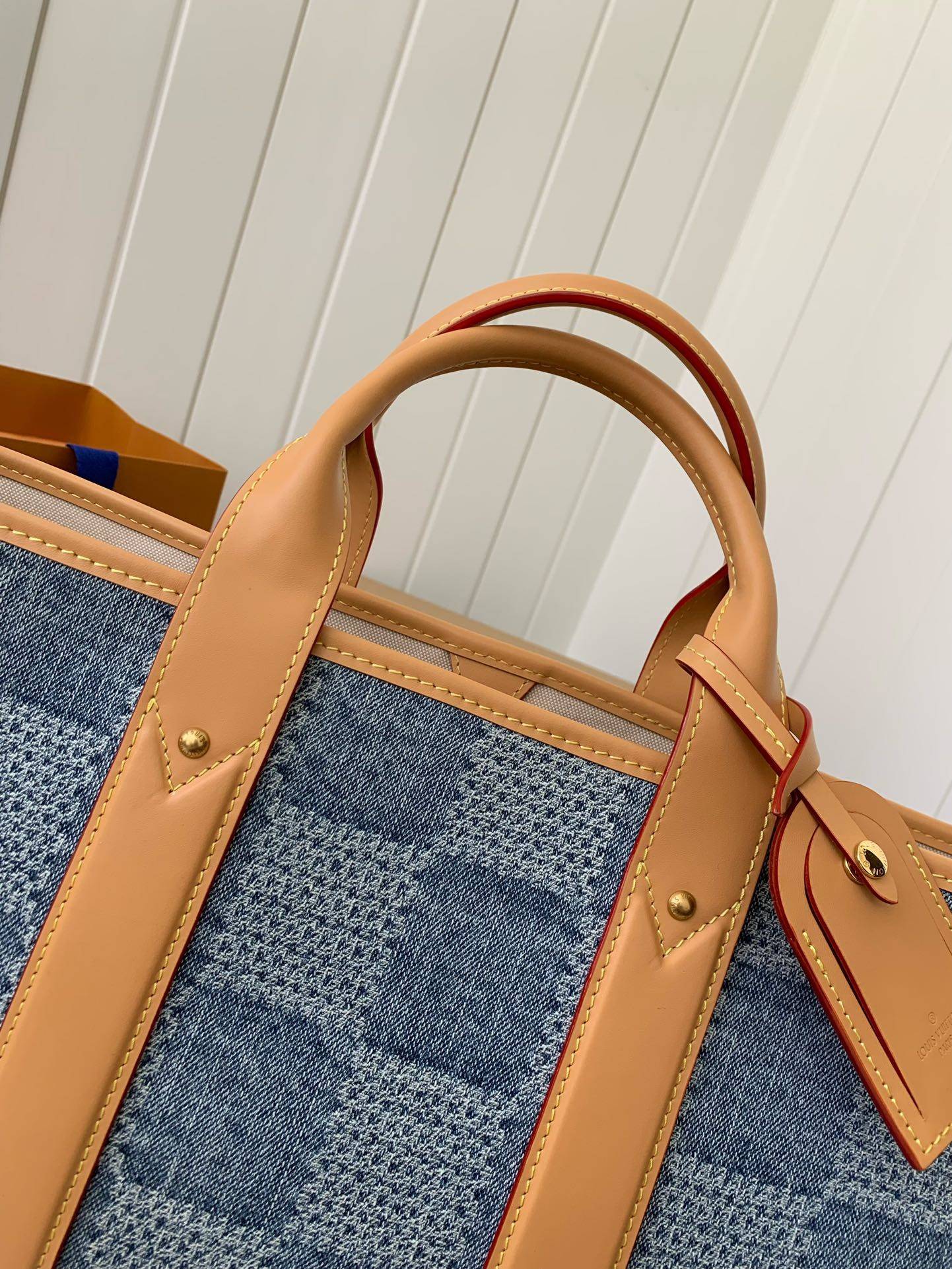 L*V New Weekend TOTE tannin jean bag  N40702  Size：43*34*17.5cm