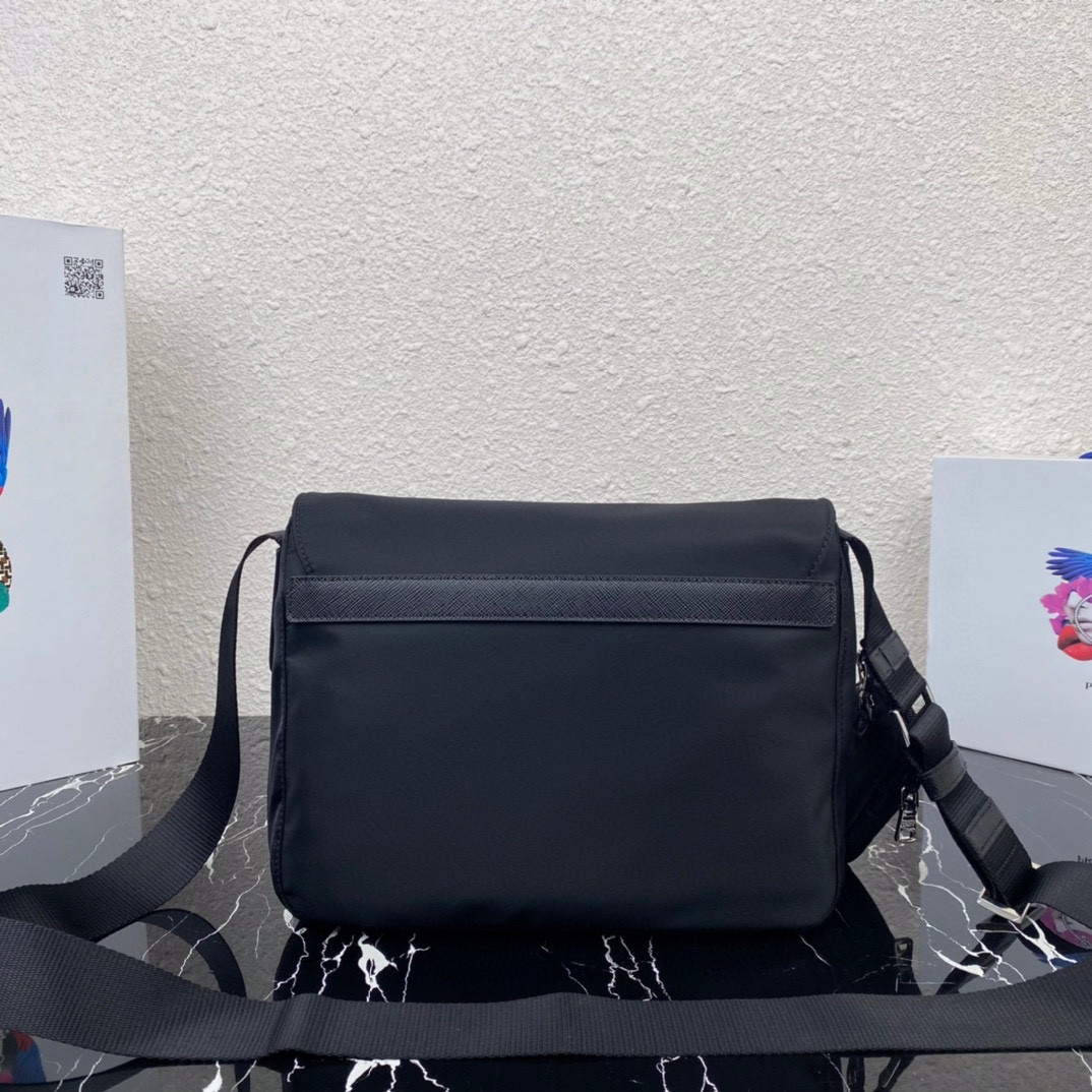 Prada Mailbag