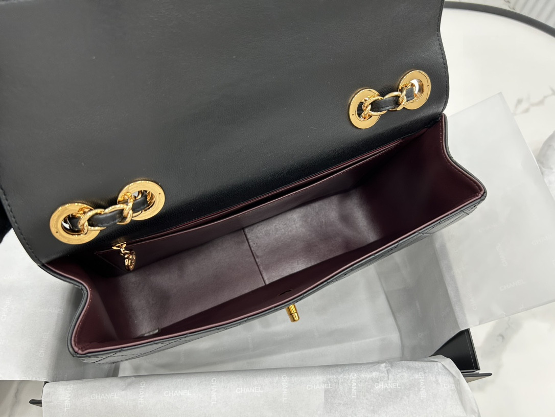 Chanle Flap Bag