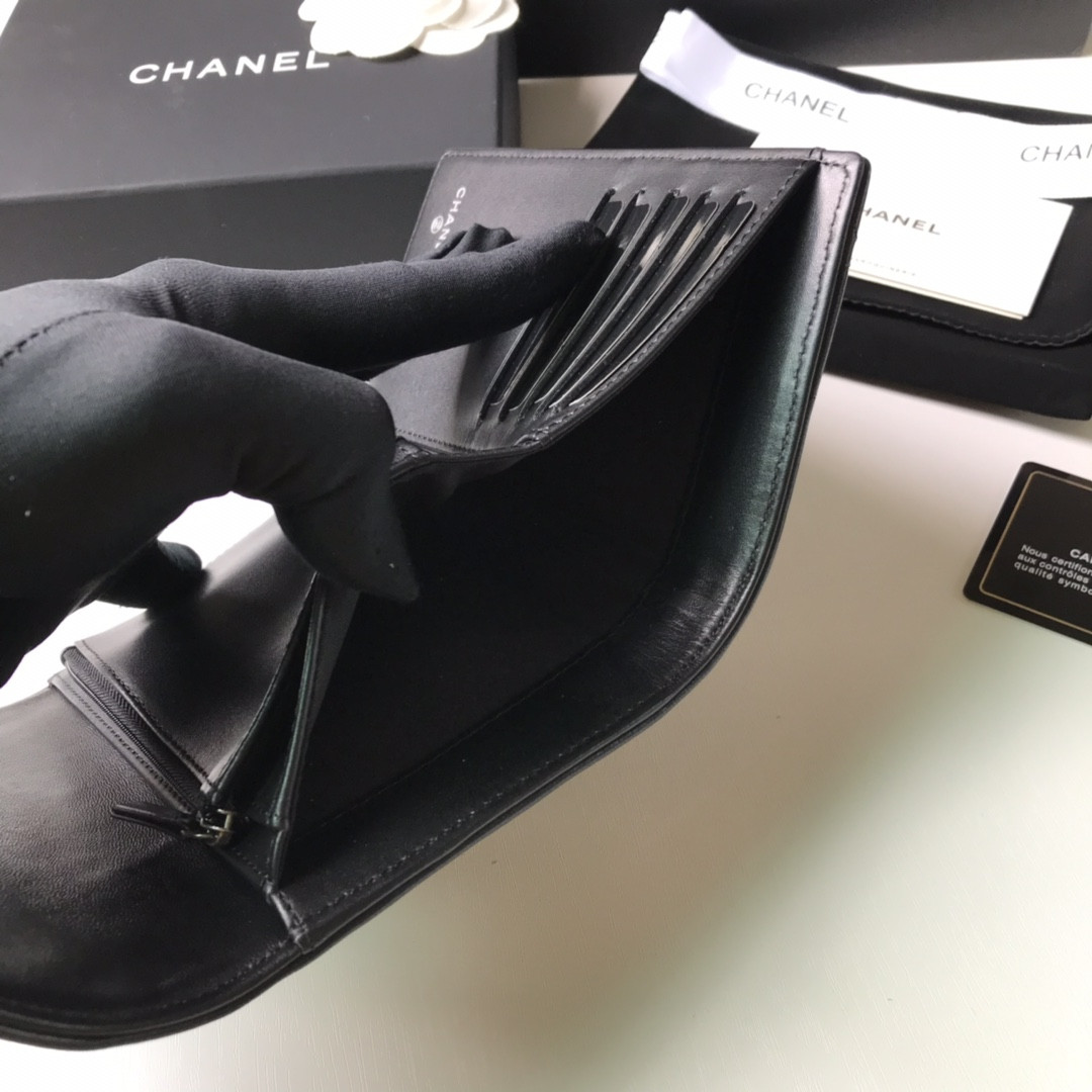 Chanle Flap Wallet