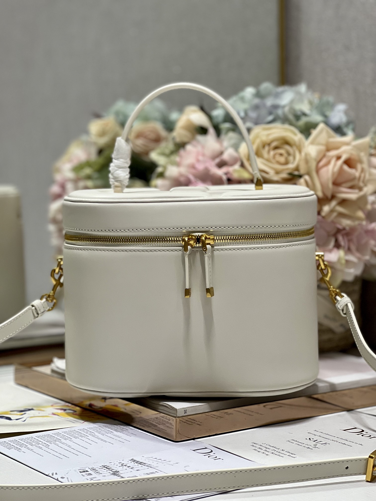Medium Cd Signature Vanity Case