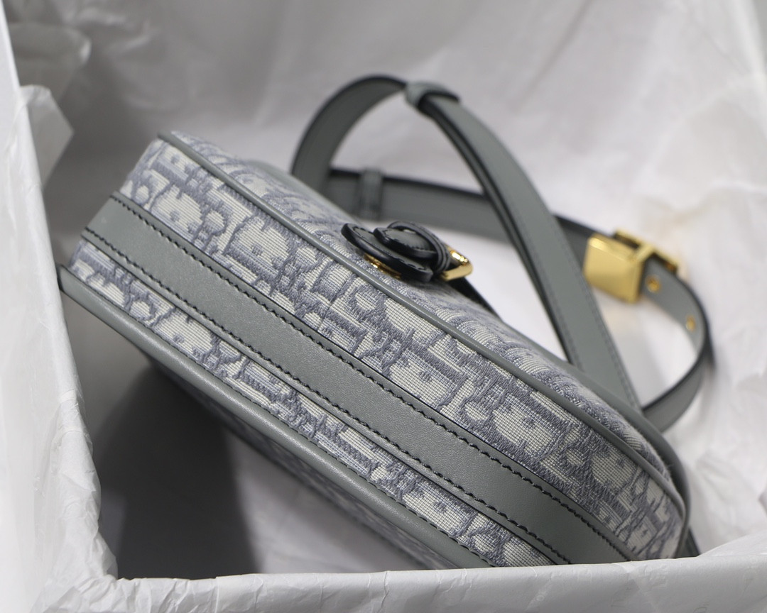 Medium Dior Bobby Bag