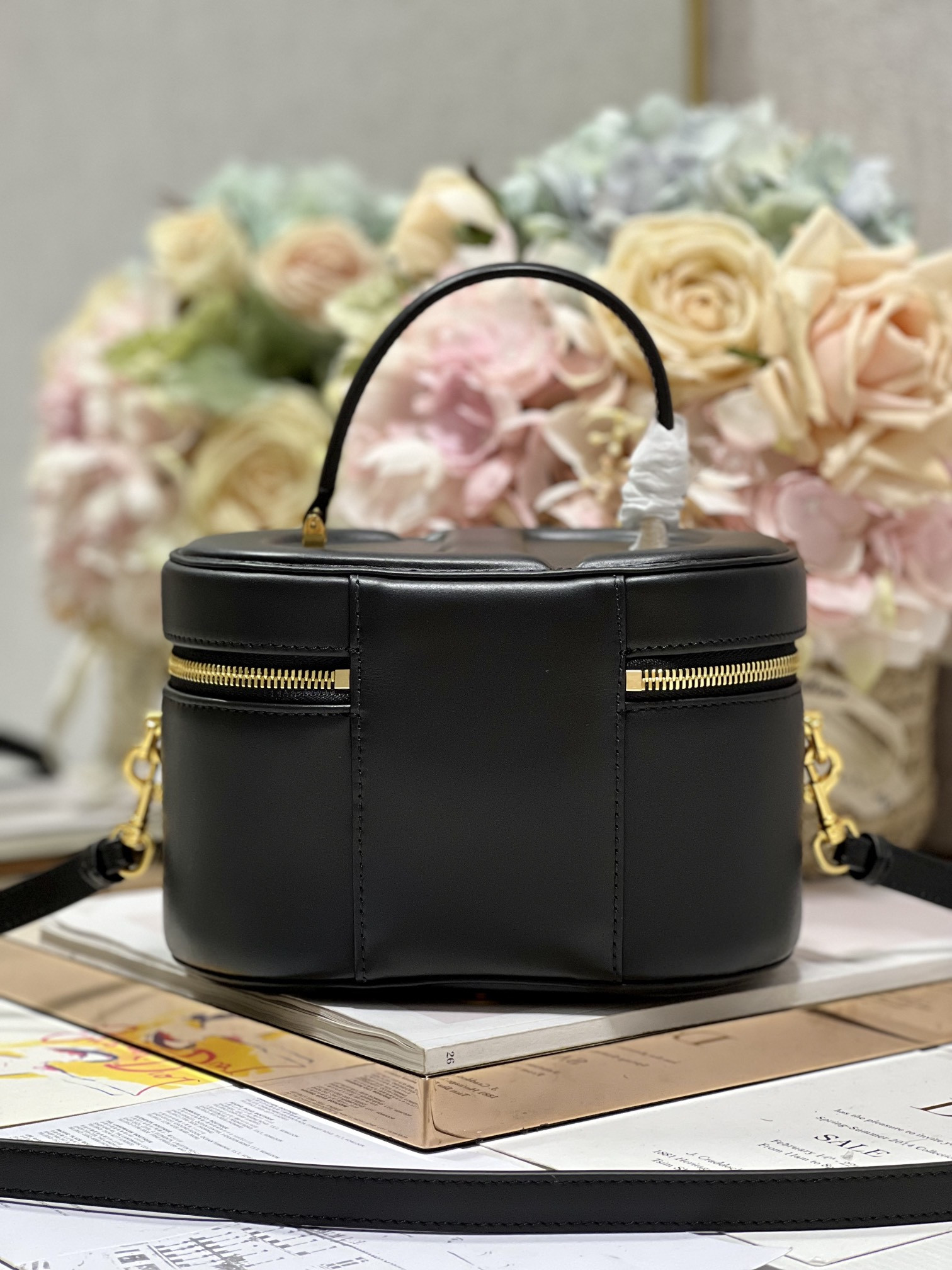 Medium Cd Signature Vanity Case