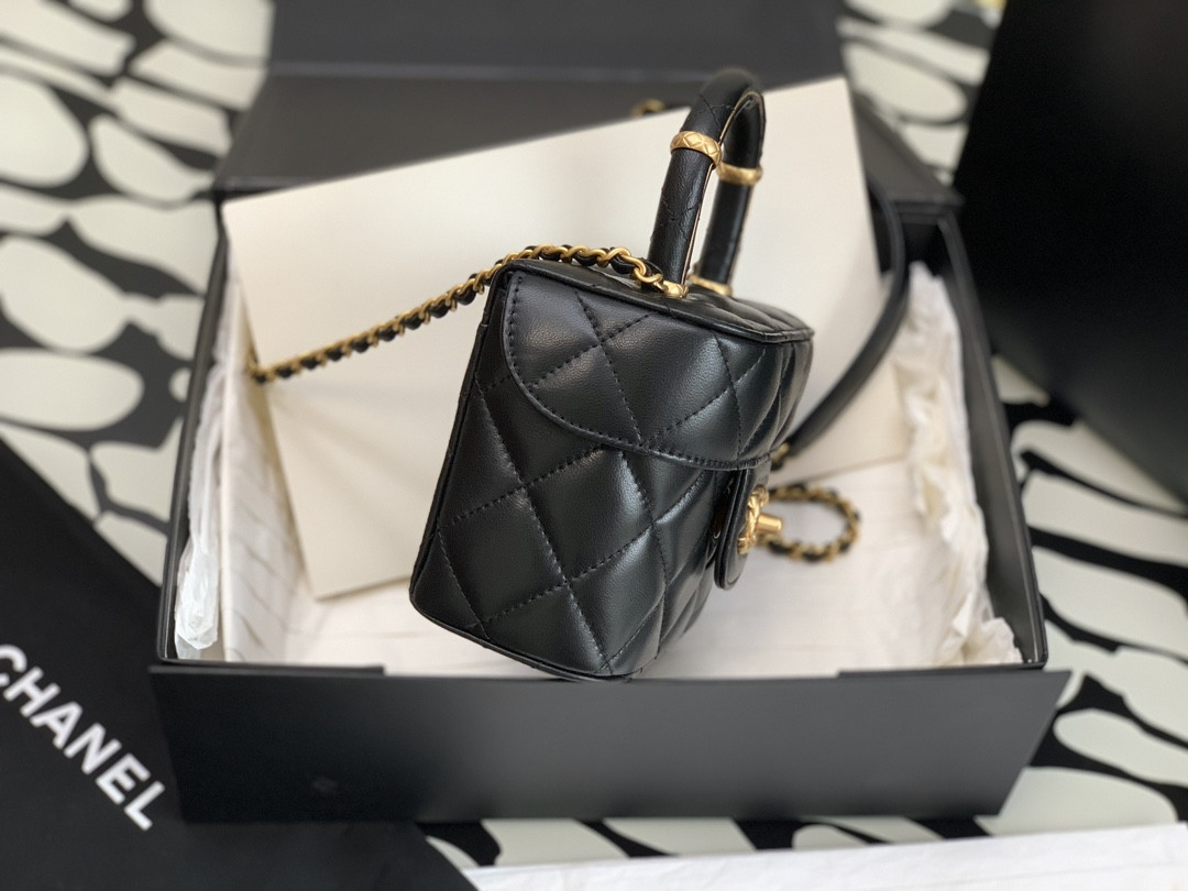 Chanle Flap Bag