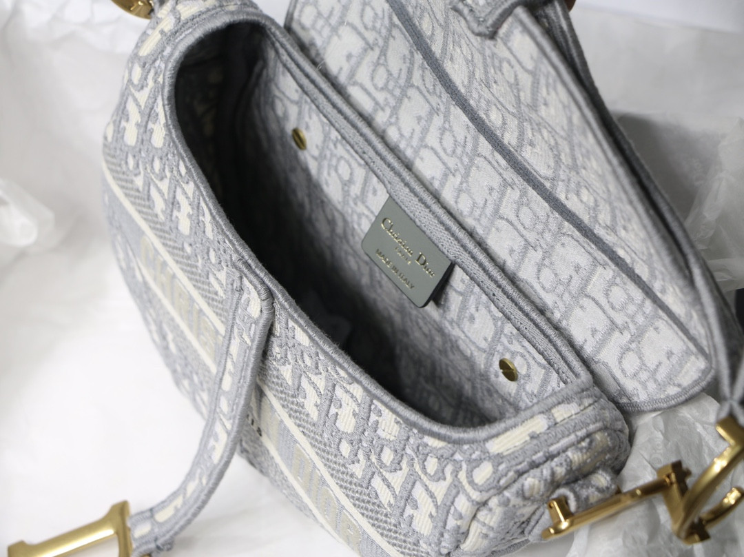SADDLE BAG