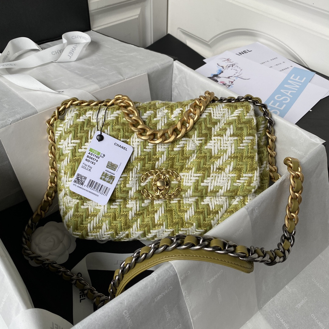 Chanle 19 Handbag