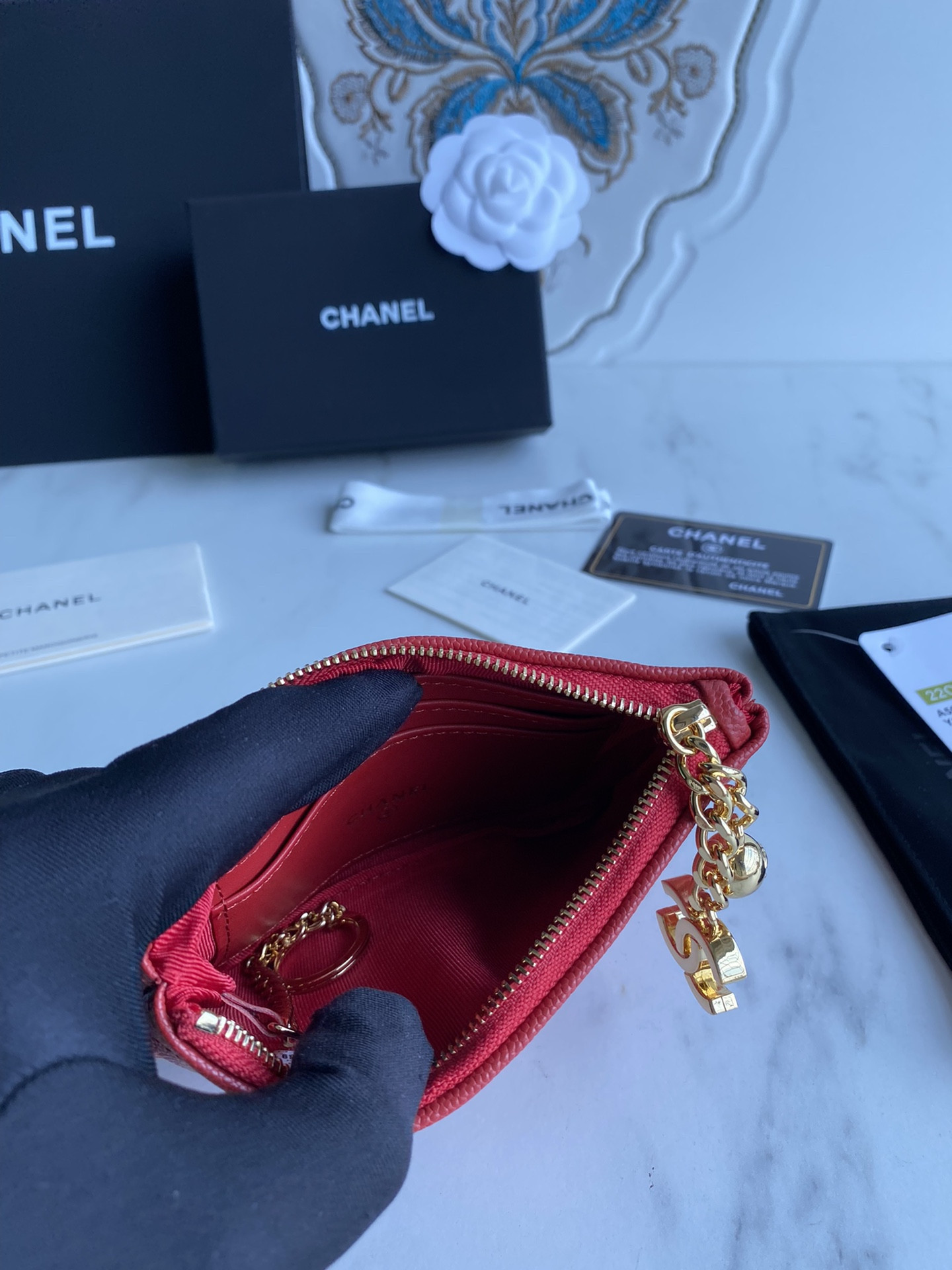 Chanle Zipped Wallet