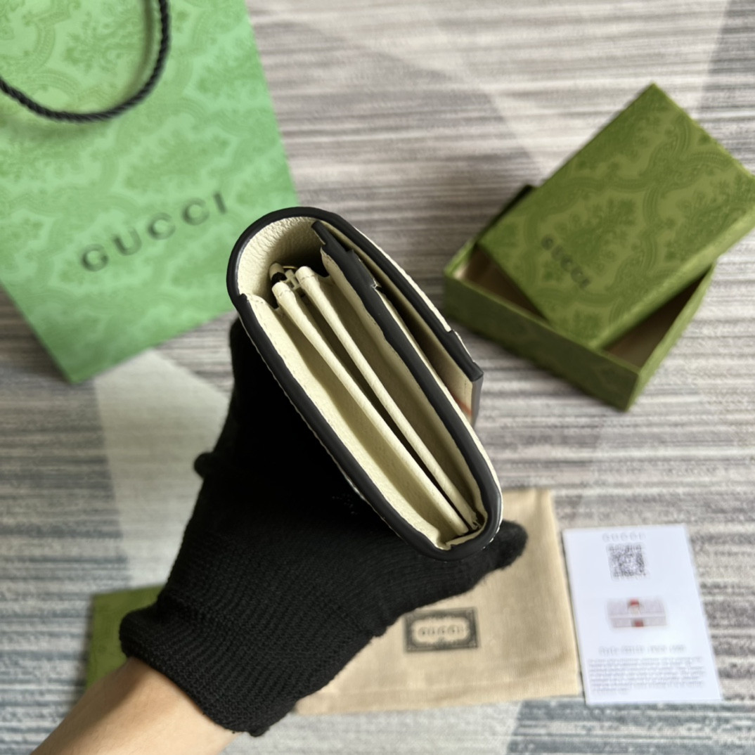 G*u*i ophidia bag