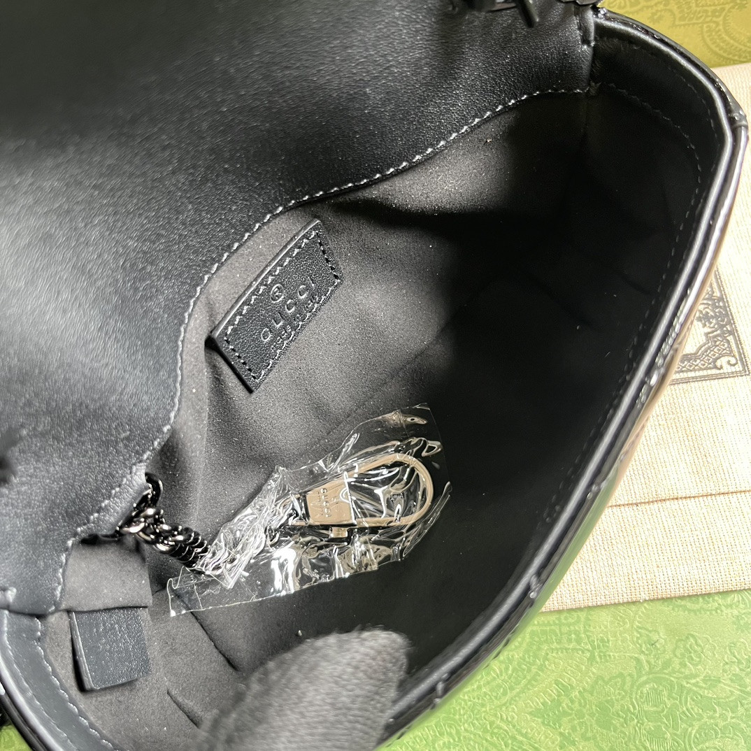 G*u*i gg marmont bag