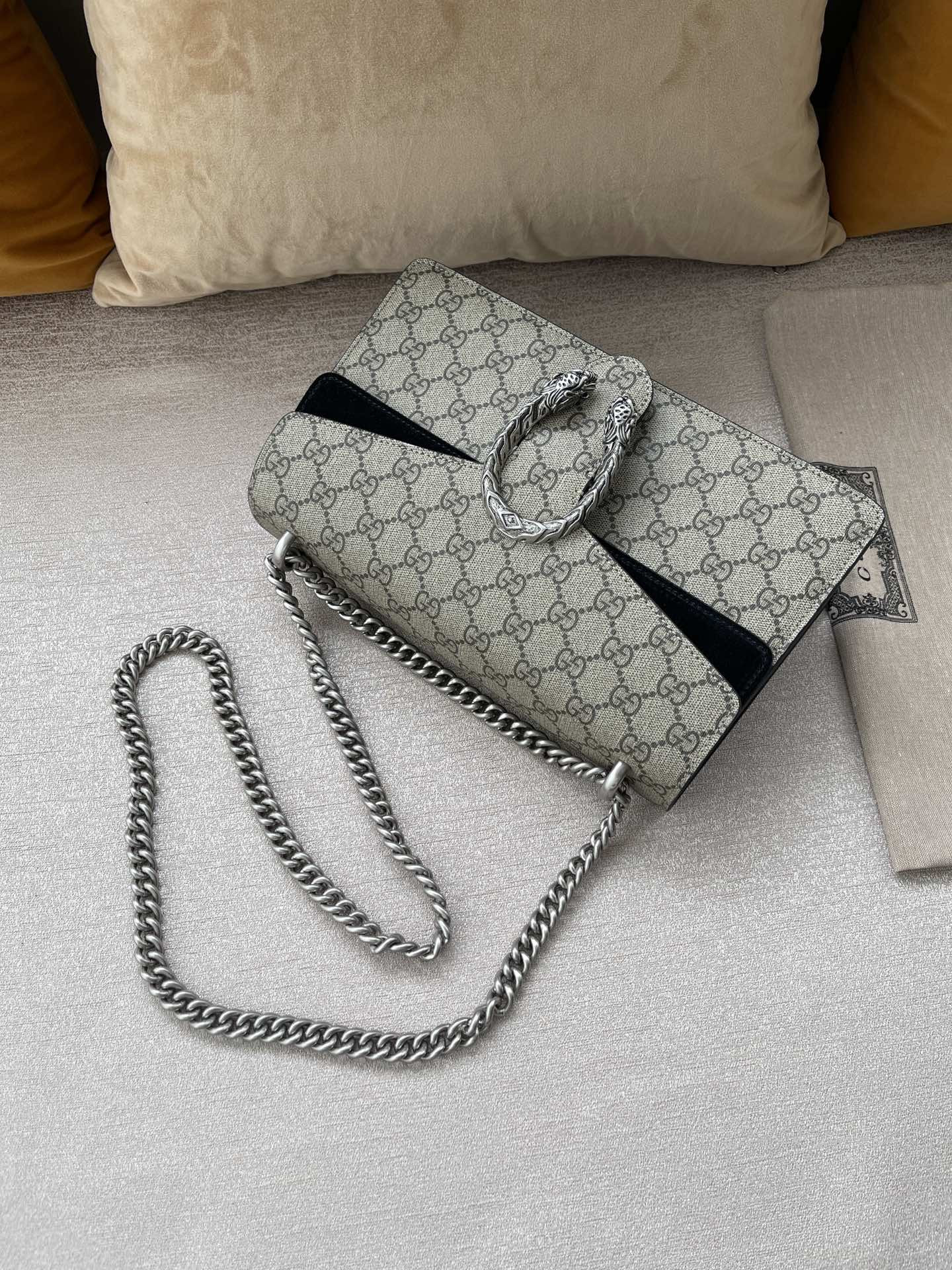 G*u*i dionysus bag