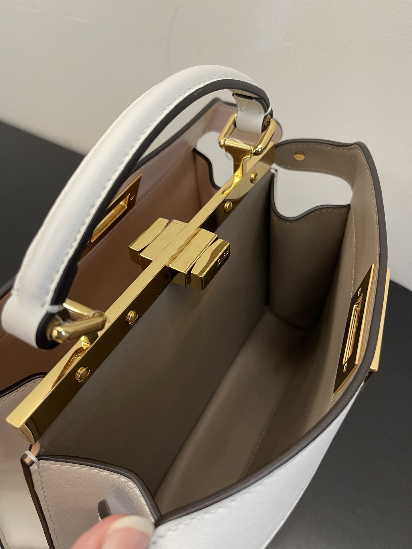 Fendi Peekaboo Iseeu Small
