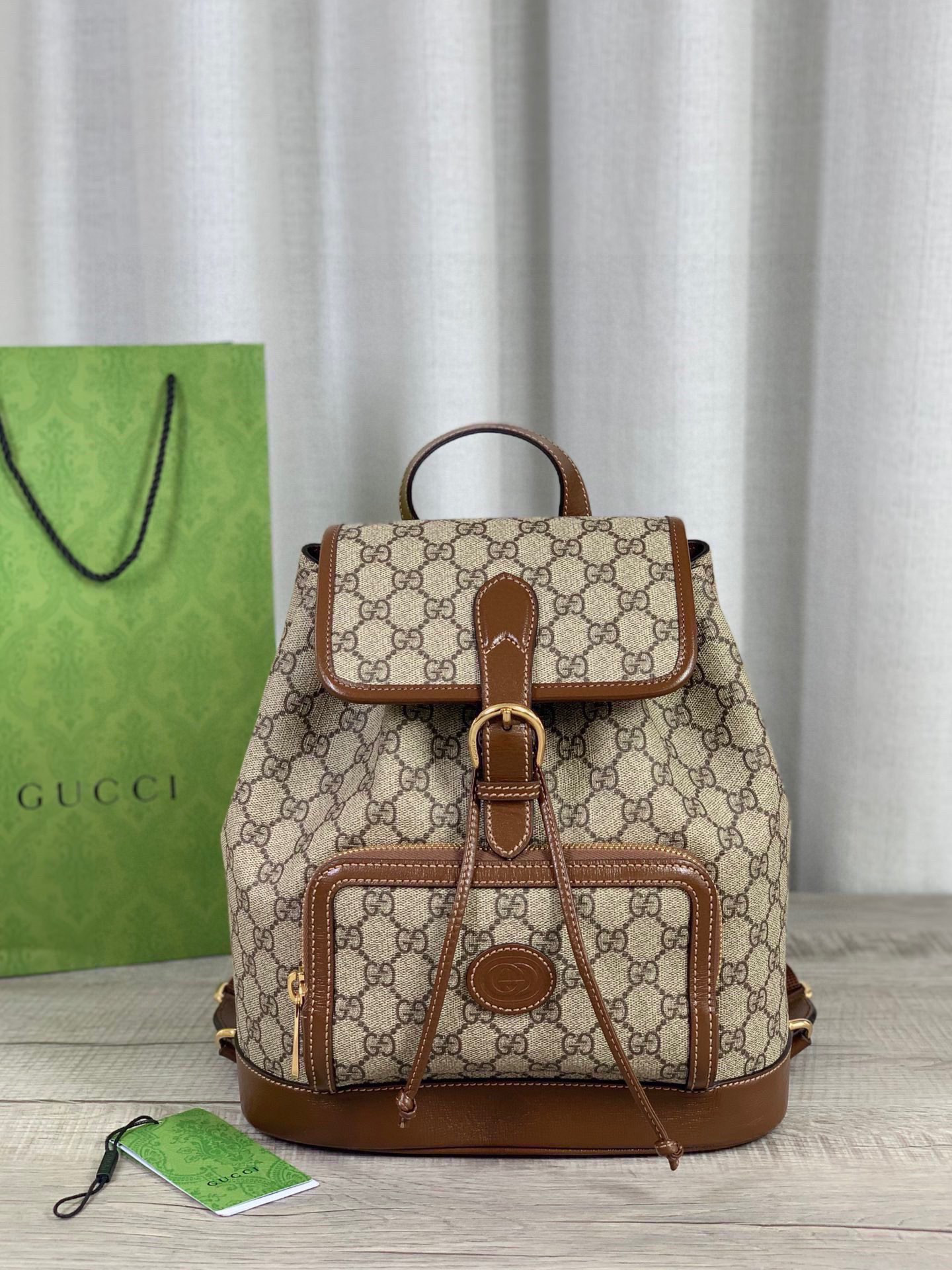 G*u*i gg retro bag