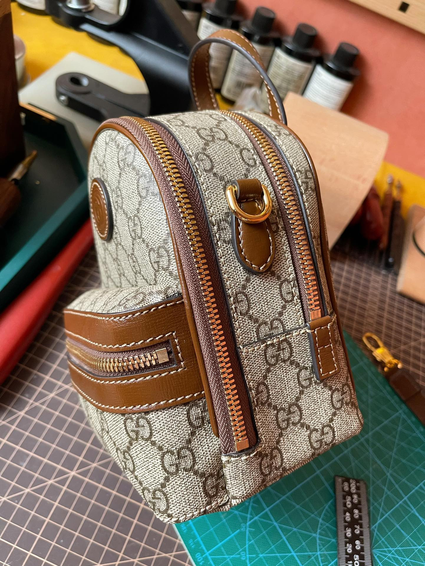 G*u*i gg retro bag
