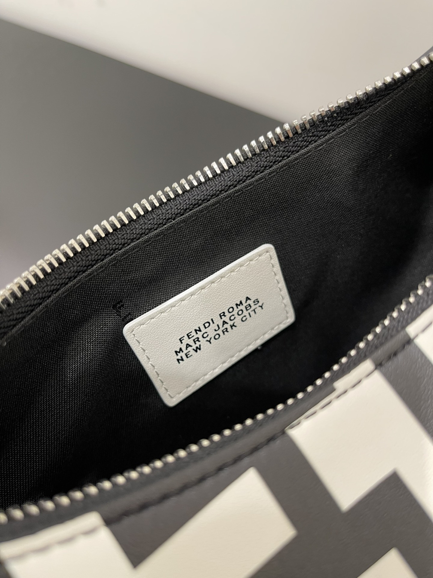 Fendi Praphy