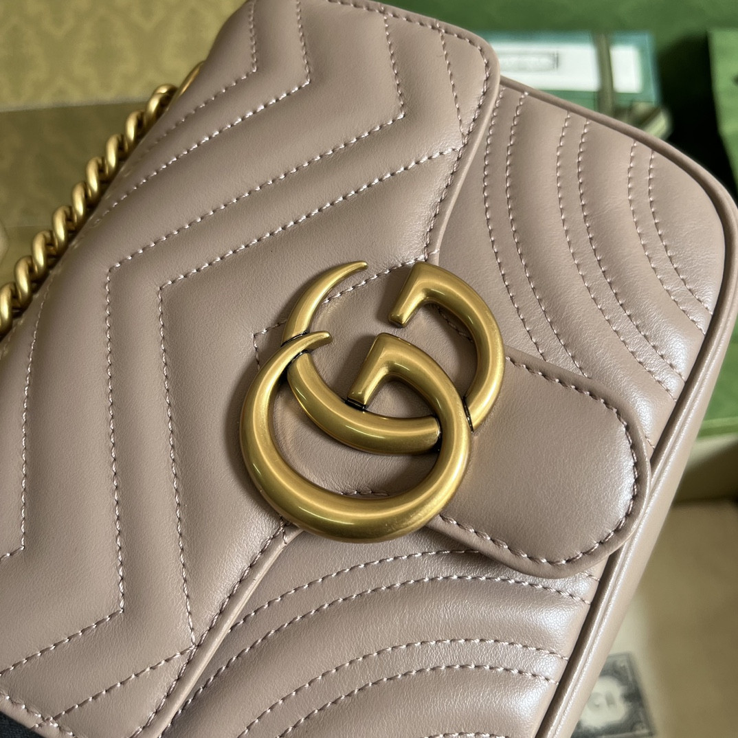 G*u*i gg marmont bag